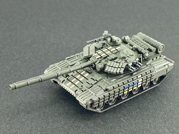 1/144 MR4 144 現用ウクライナ軍/ロシア軍 T-64BV - Fire Starter