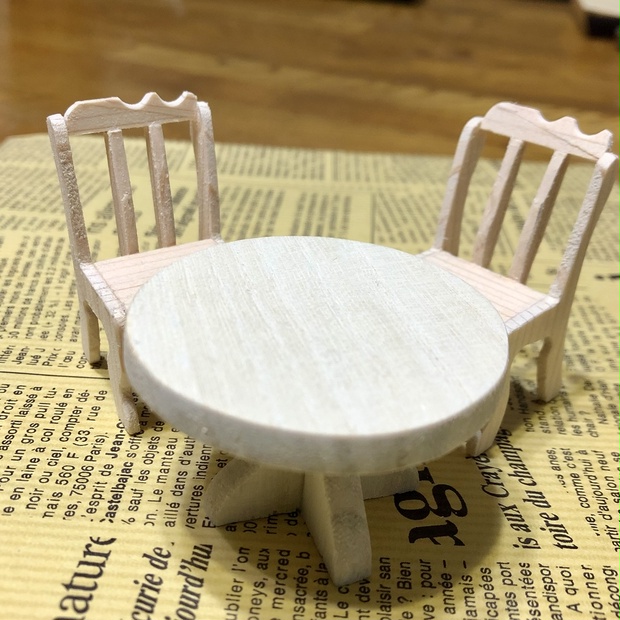 ミニチュア家具＊丸型テーブルと椅子(2脚)セット - tsunamayo ...