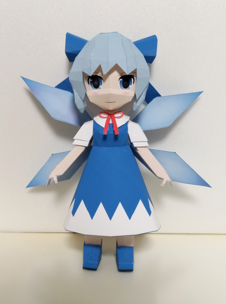 のび式ペーパークラフト　チルノ