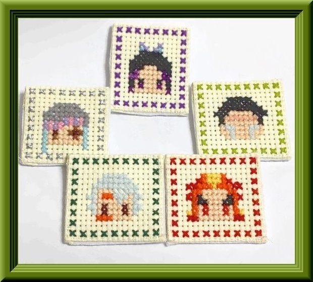 鬼滅の刃」のアイデア 76 件 | クロスステッチ 図案, 刺繍 図案
