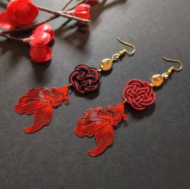 桜と紅林檎の和風ピアス イヤリング 和風アクセサリーの通販 by