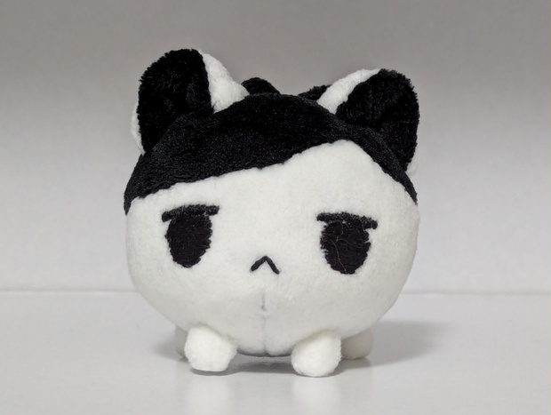 THE ART OF OMORI EXHIBITION クッションぬいぐるみ 1 Amazon.co.jp: omori ぬいぐるみ : おもちゃ