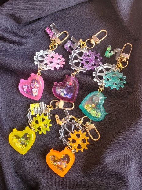 イニシャルキーホルダー　ハートシェイカー　キーホルダー イニシャル付き】ハートシェイカーキーホルダー♡ バッグ