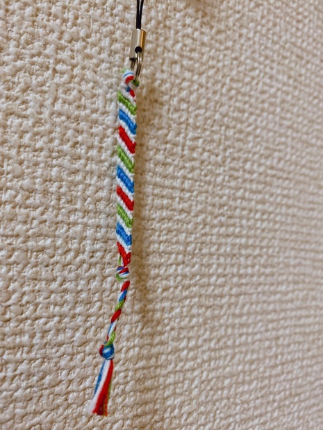 レトロ過ぎ！懐かしい！ストラップ　ミサンガ ミサンガストラップ なる - ミサンガ工房 玉屋 - BOOTH