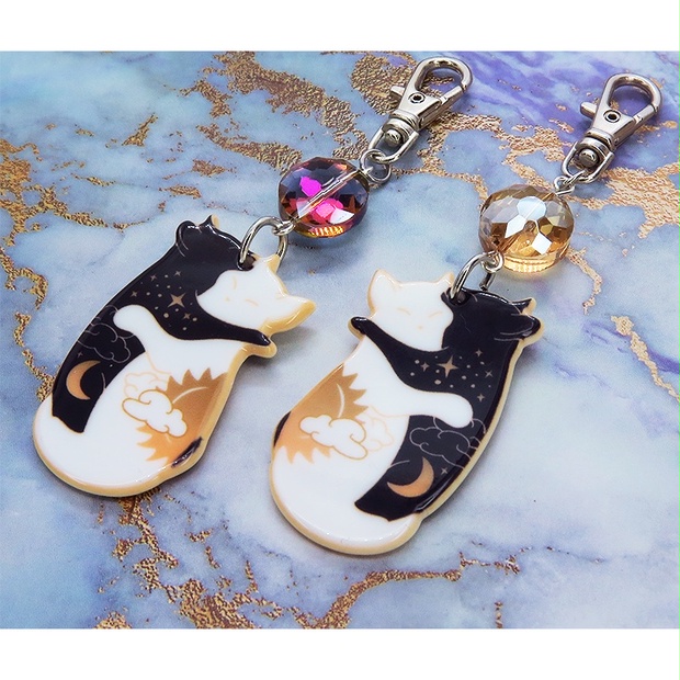 No.130 白バラとラピスラズリのシンプルチャーム 粗大 