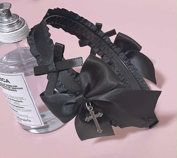 リボンカチューシャヘッドドレス ブラック黒 ♡ 量産型地雷系病みかわいいハンドメイドゴスロリロリータ十字架 ののりぼん BOOTH