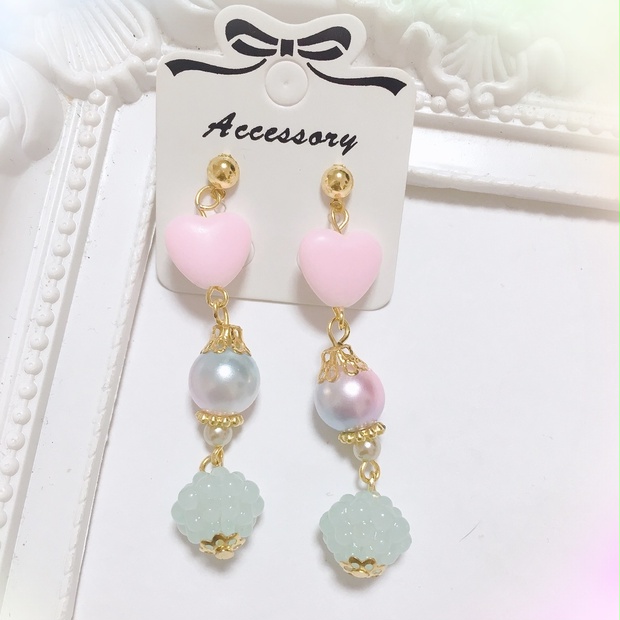 ハンドメイド ゆめいろパール ♡ ビジュー ピアス ♡ - ピアス