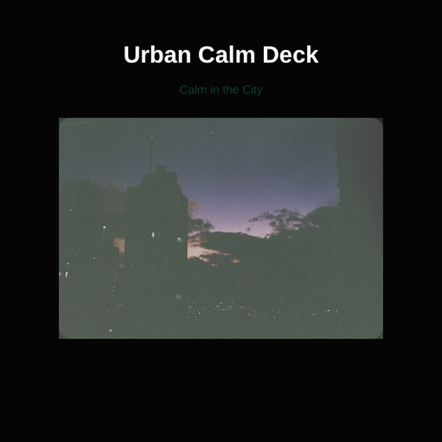 Urban Calm Deck｜黒×ダークグリーンの都会×ミニマルCanvaテンプレート(13ページ)