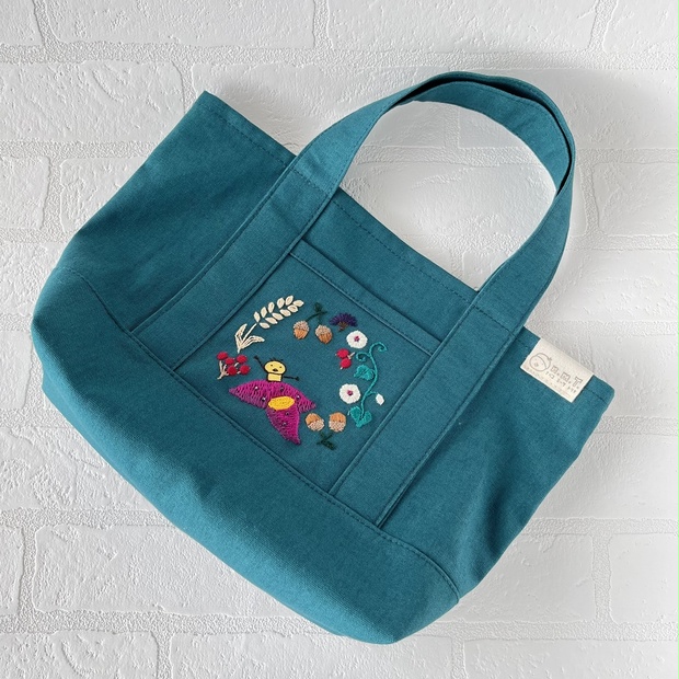 ハンドメイド 刺繍 ティ― タイムのト― トバック 830e8bee-bad6-42e4-ad3b-