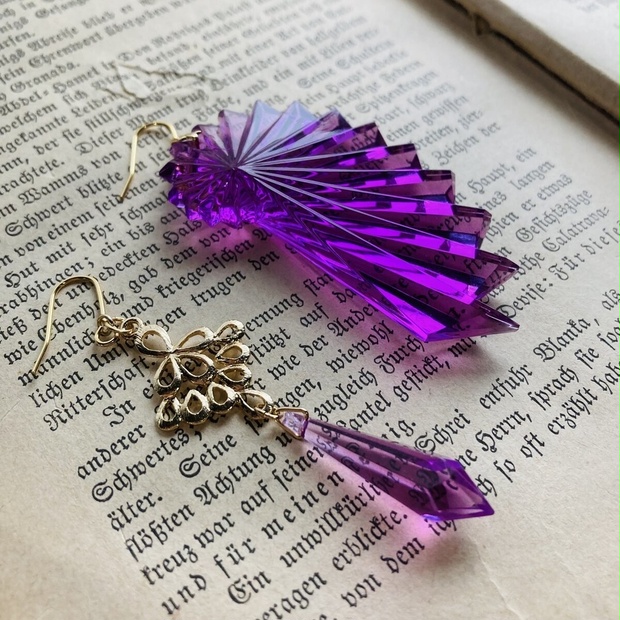 再販 イロアソビ 海の魔女の耳飾り ヴィンテージ 紫の巻貝のような