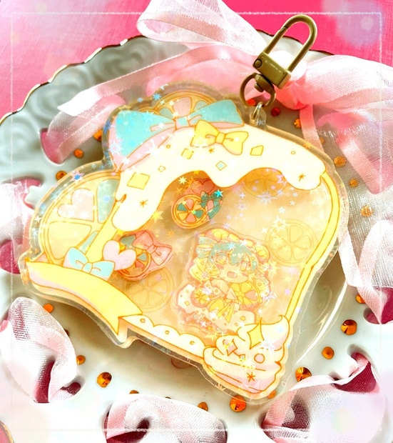 ねずみちゃんのシャカシャカアクリルキーホルダー【右向き】 - 翅の裏