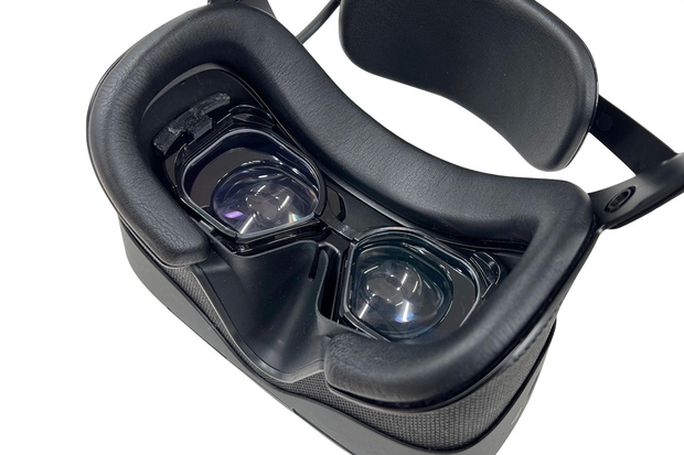 【Varjoシリーズ対応モデル】VRヘッドマウントディスプレイ専用メガネ「VRsatile/ヴァーサタイル」処方箋受領より通常3週間以内にお届け