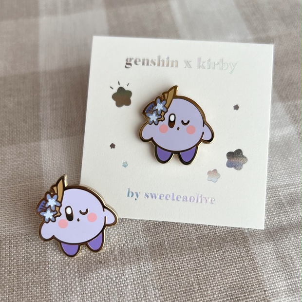 カービィ　スーパーデラックス　ピンバッジ 星のカービィ】ピンズ（さんかくほおばり） | キャラクターモール ドリぽけ