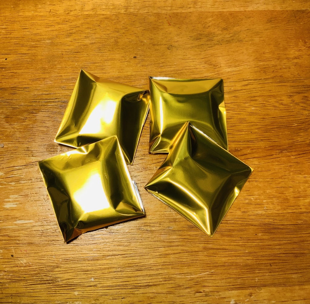 茶封筒ランダム歌詞カルタアクキー