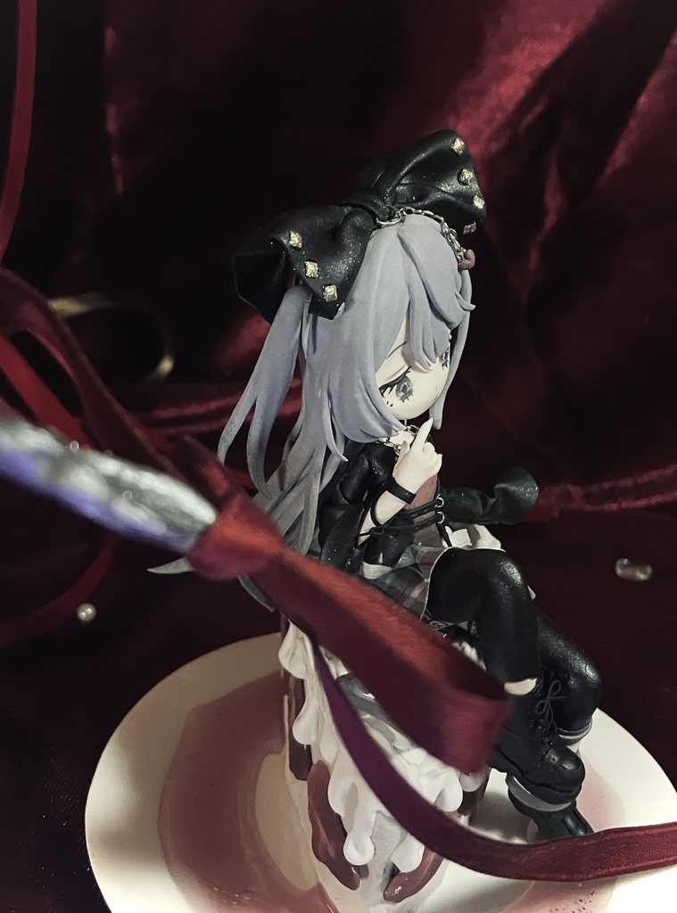 【オリジナル】粘土フィギュア🍰🎀🖤【ヴィネット風】