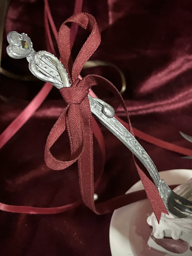 【オリジナル】粘土フィギュア🍰🎀🖤【ヴィネット風】