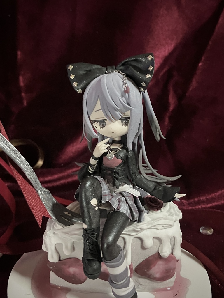 【オリジナル】粘土フィギュア🍰🎀🖤【ヴィネット風】