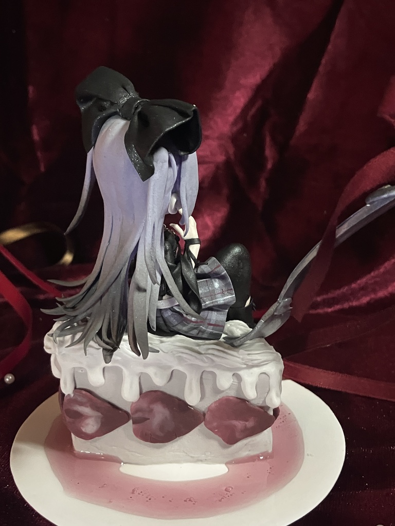 【オリジナル】粘土フィギュア🍰🎀🖤【ヴィネット風】