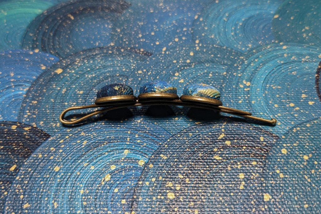 『夜明けの髪飾り』