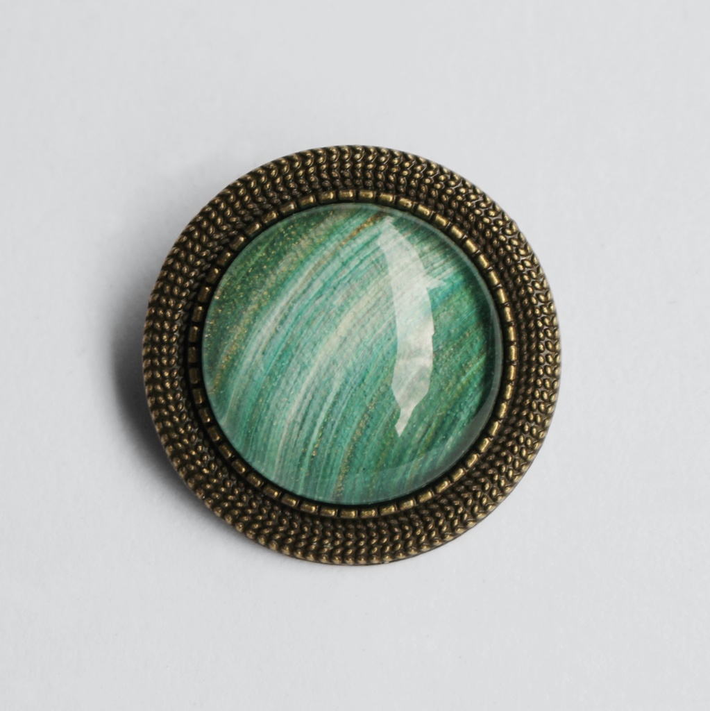 霜寒のブローチ / #01