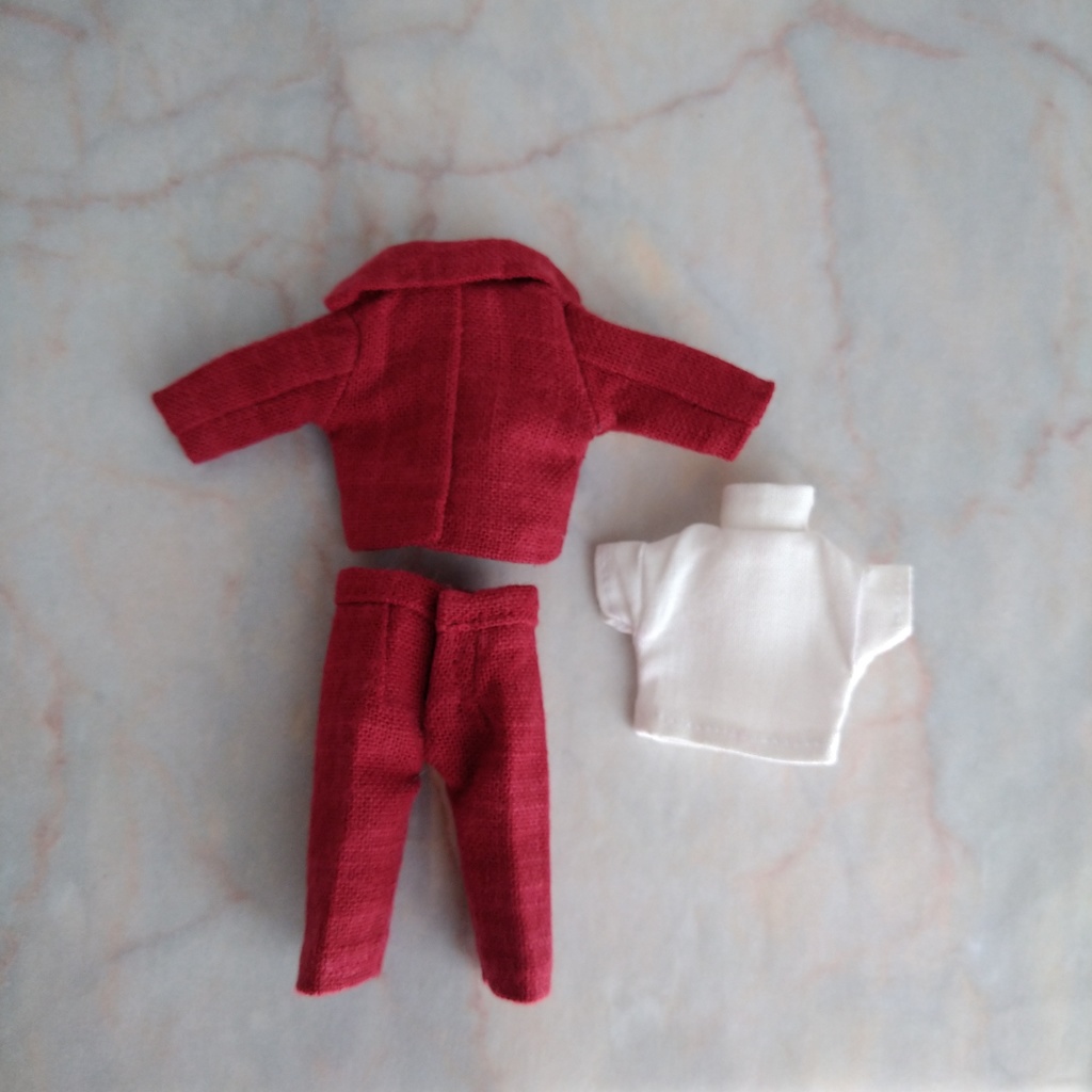 スーツセット赤 (パンツ)