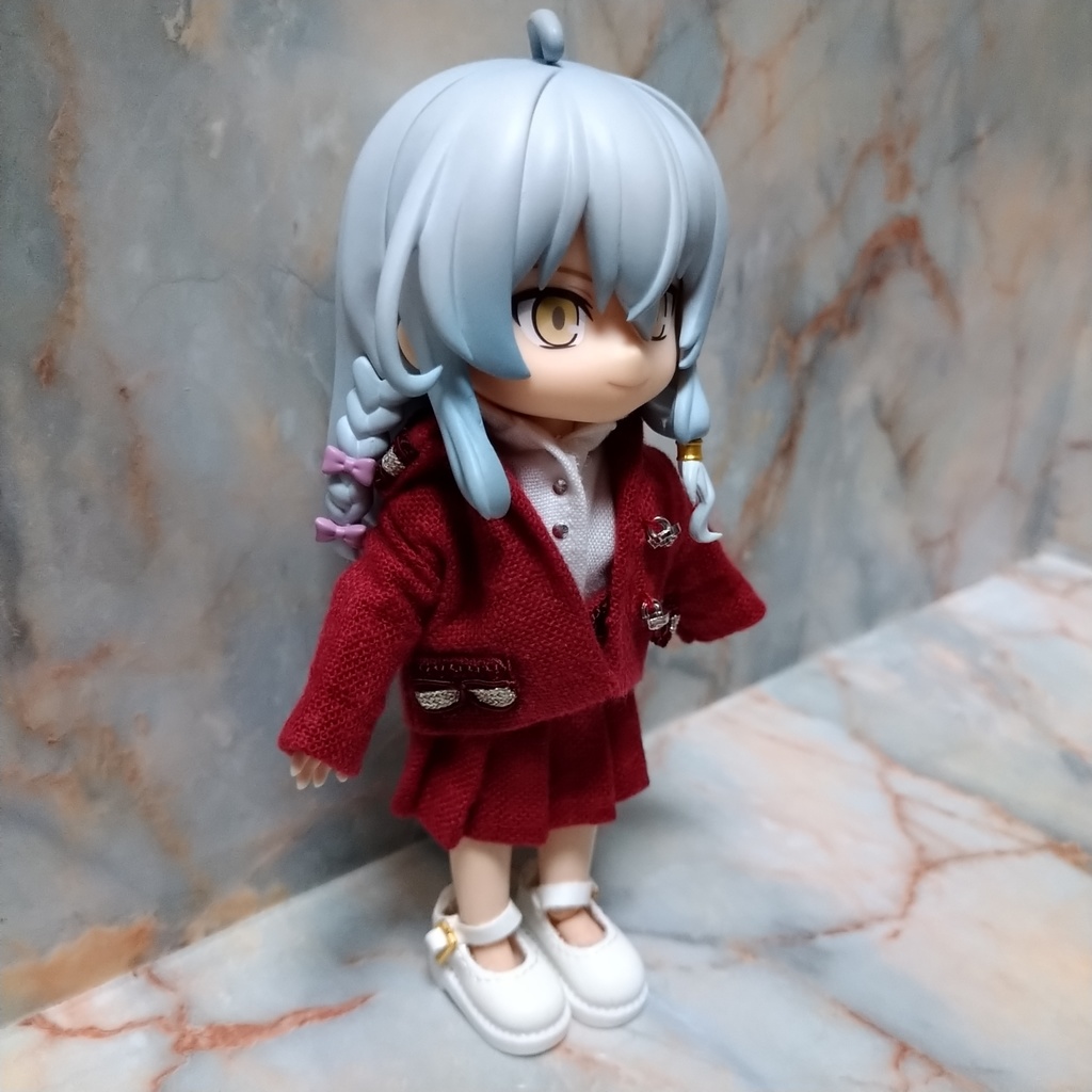 スーツセット赤 (スカート)