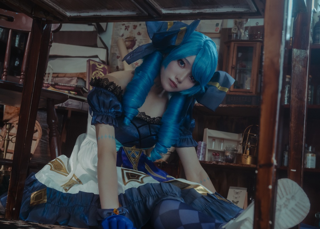 【DL版】グウェン コスプレ写真集 / Gwen cosplay photobook【4ma】