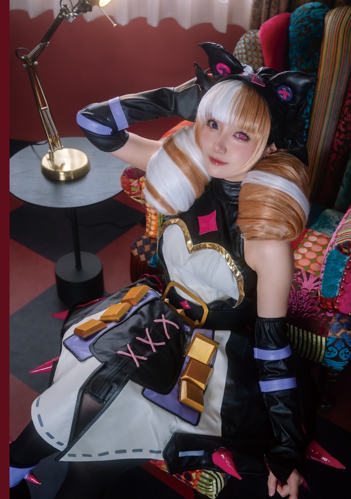 【DL版】グウェン コスプレ写真集 / Gwen cosplay photobook【4ma】