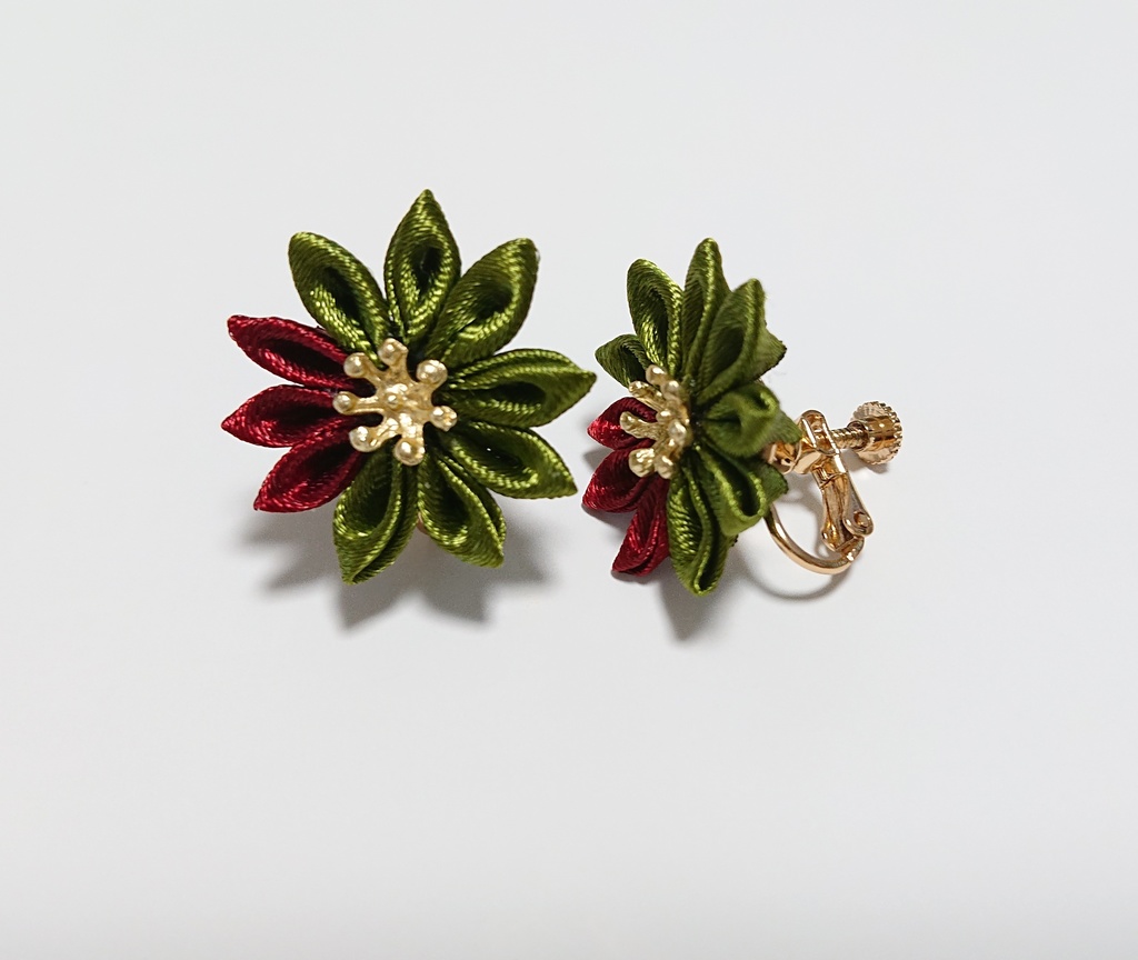 刀剣乱舞 御手杵イメージつまみ細工イヤリング