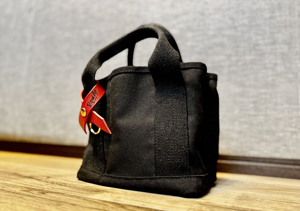 RowArロゴレザーキーリング(レッド)