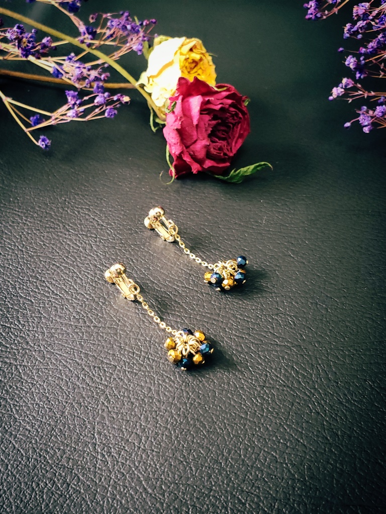 ウルヴァリン ぼんぼんイヤリング