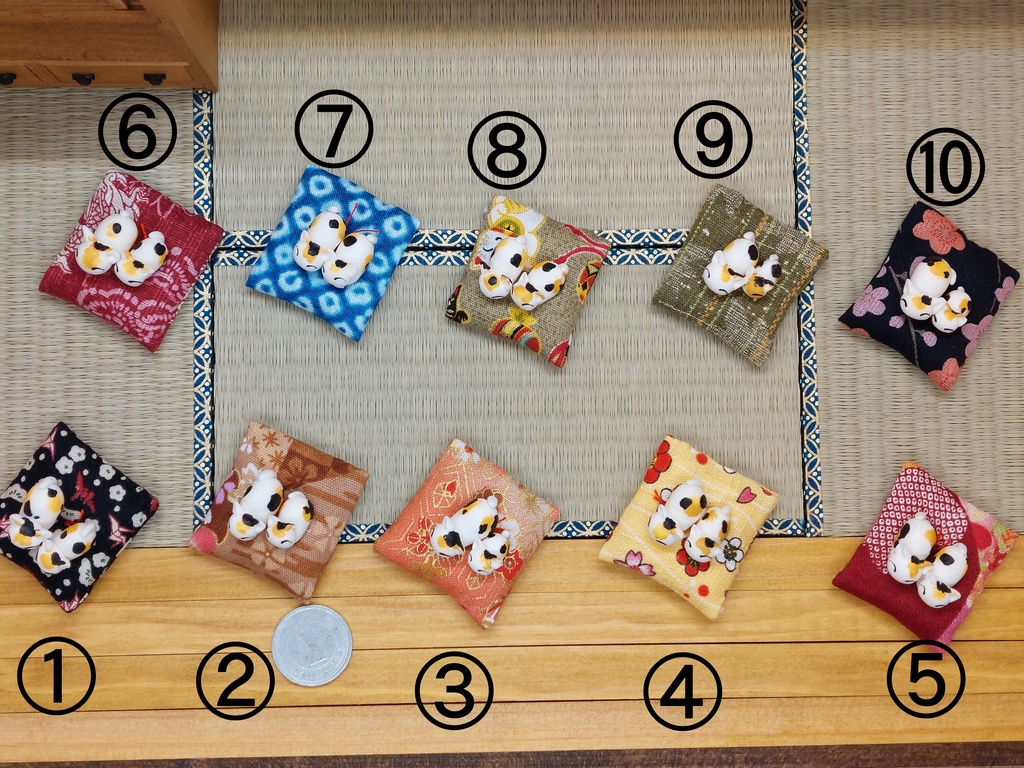 親子猫（二匹）