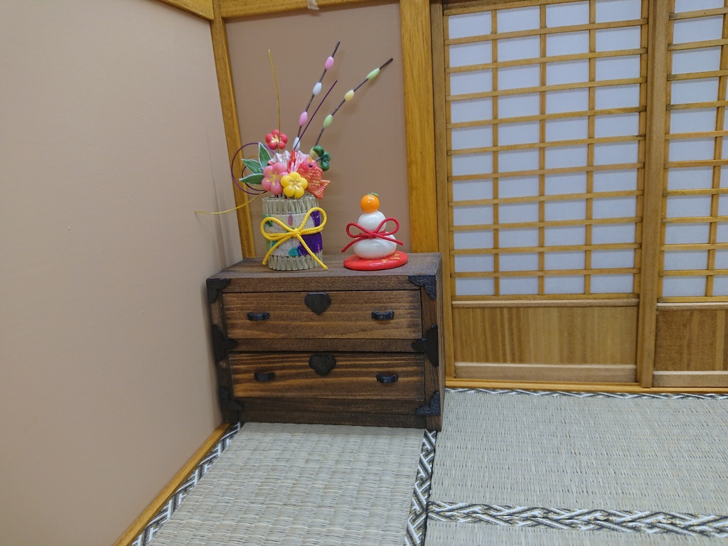 三方(三宝)とお団子、鏡餅