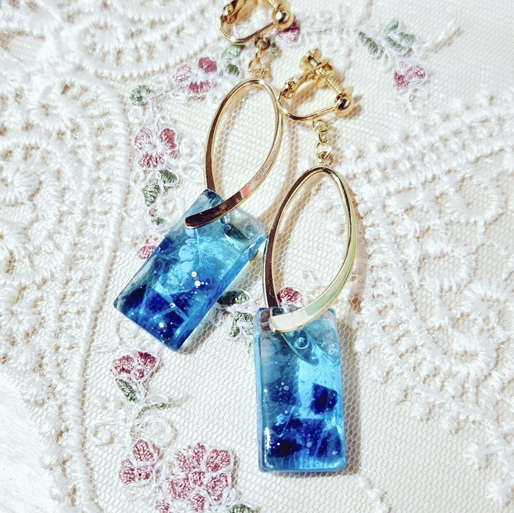 🌈🕒甲斐田さん　楽曲水の記憶イメージイヤリング（ピアス）