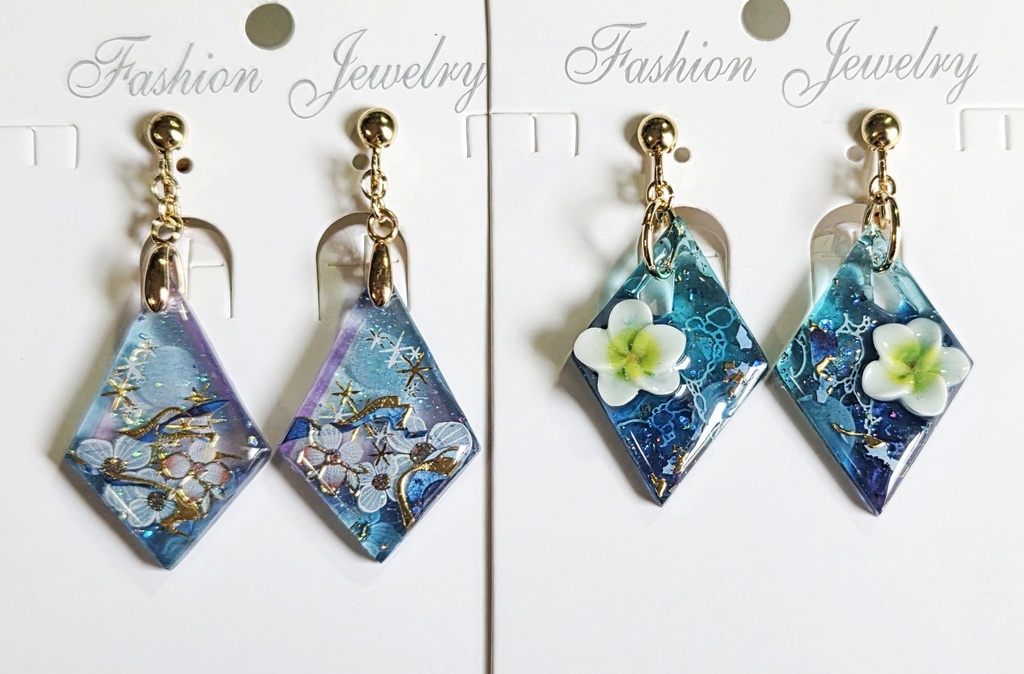 moon flowerイメージイヤリング/ピアス（変更可能）
