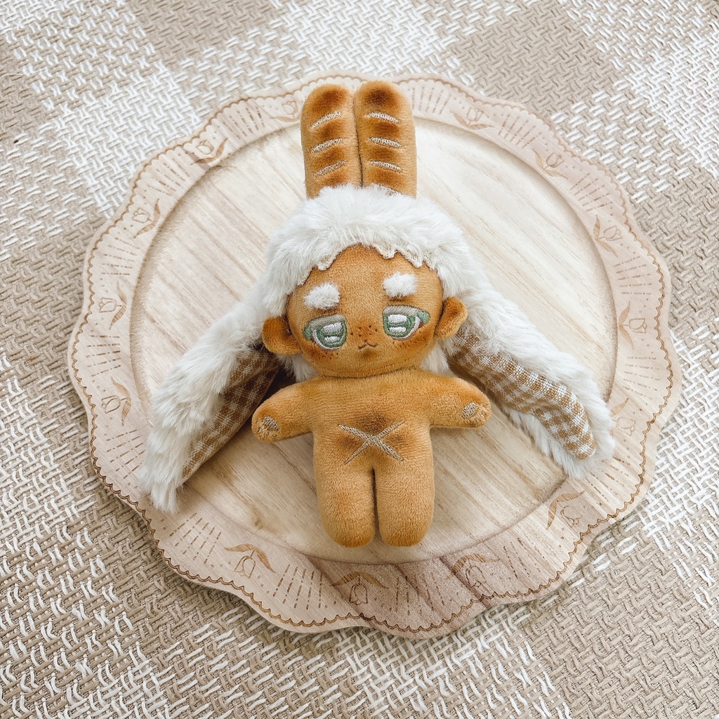 パンみみユキウサギくんのぬいぐるみ