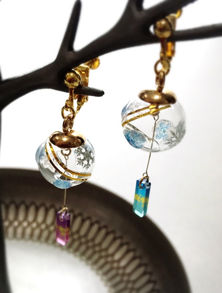 季節を感じる離そば風鈴ピアス✩イヤリング