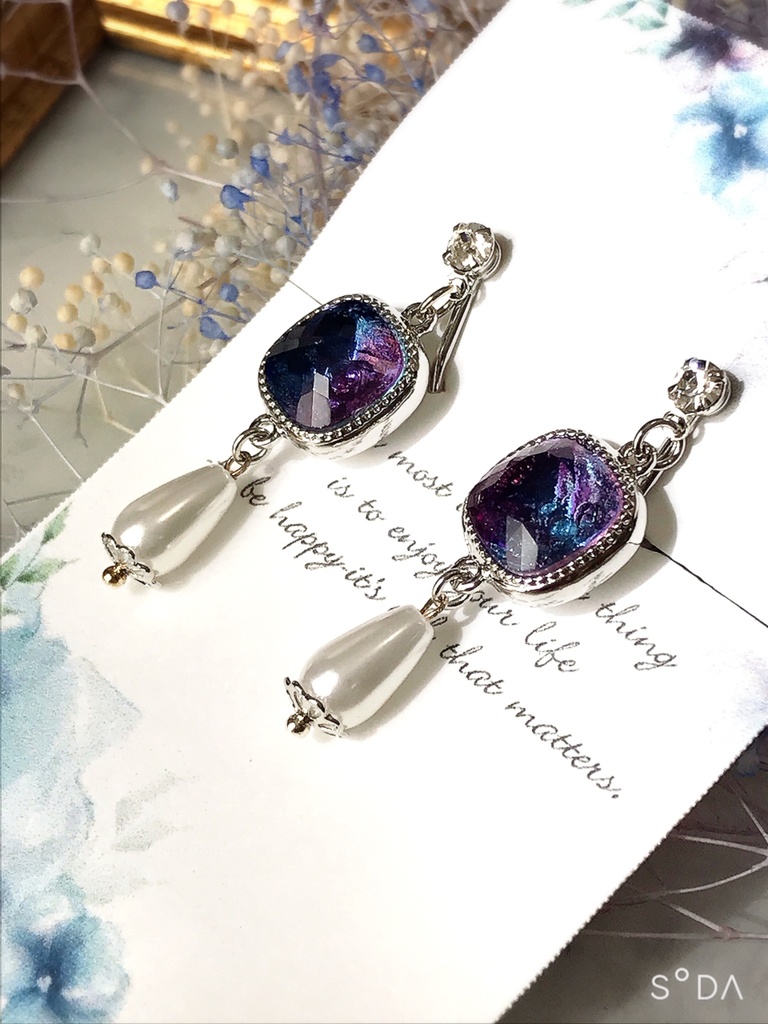 シルバー台座のエレガントピアス＊イヤリング