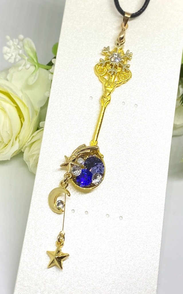 スプーンと宙☪︎*。꙳のピンとネックレス