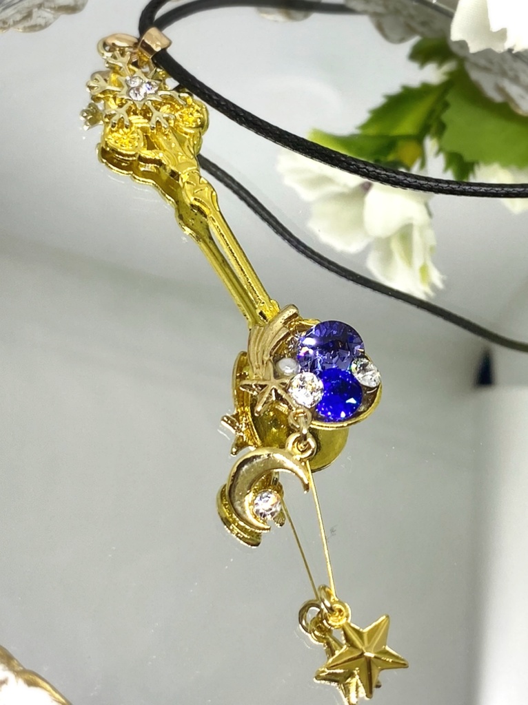 スプーンと宙☪︎*。꙳のピンとネックレス