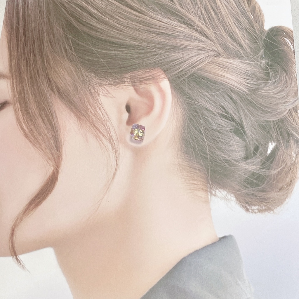 【Sサイズ】溶けだしそうな氷の耳飾り໒꒱·̩͙