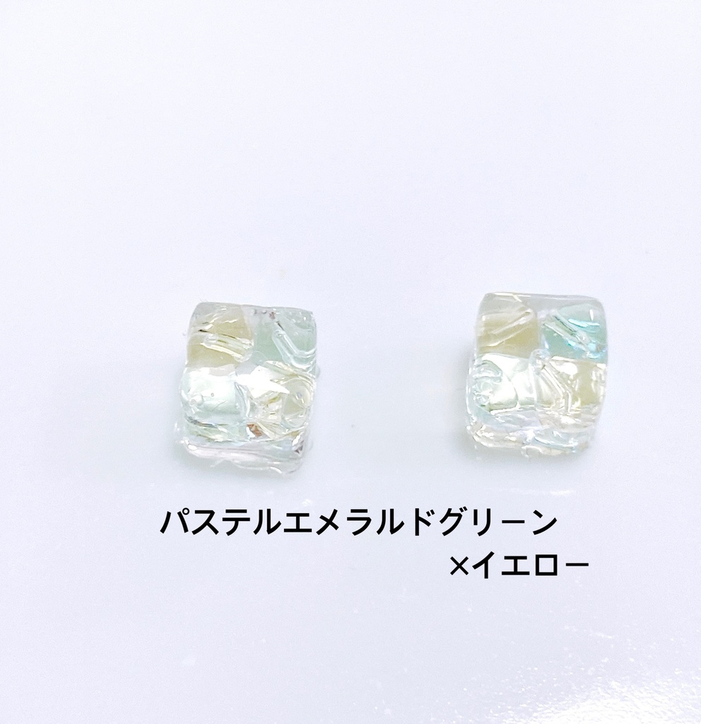 【Sサイズ】溶けだしそうな氷の耳飾り໒꒱·̩͙