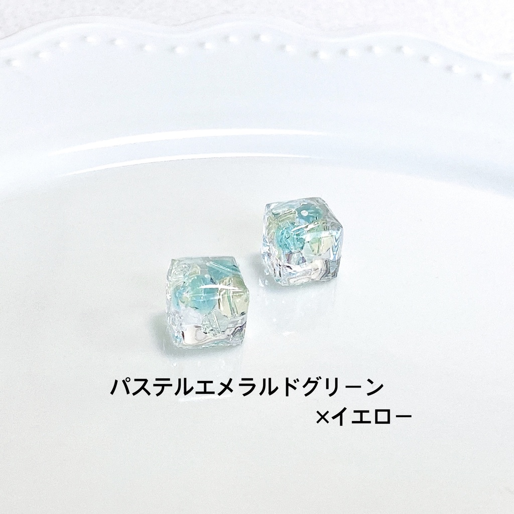 【Mサイズ】溶けだしそうな氷の耳飾り໒꒱·̩͙