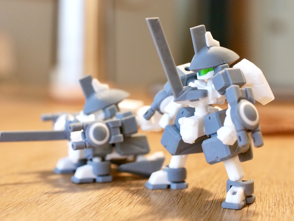 グランビートル『1/12スケール・変形・フル可動・スナップフィット組み立てキット』