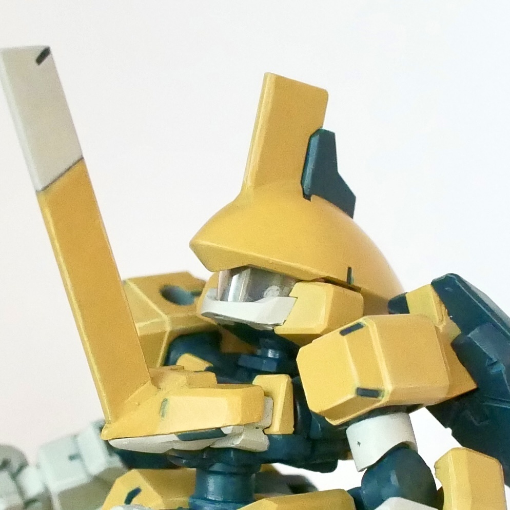 グランビートル『1/12スケール・変形・フル可動・スナップフィット組み立てキット』