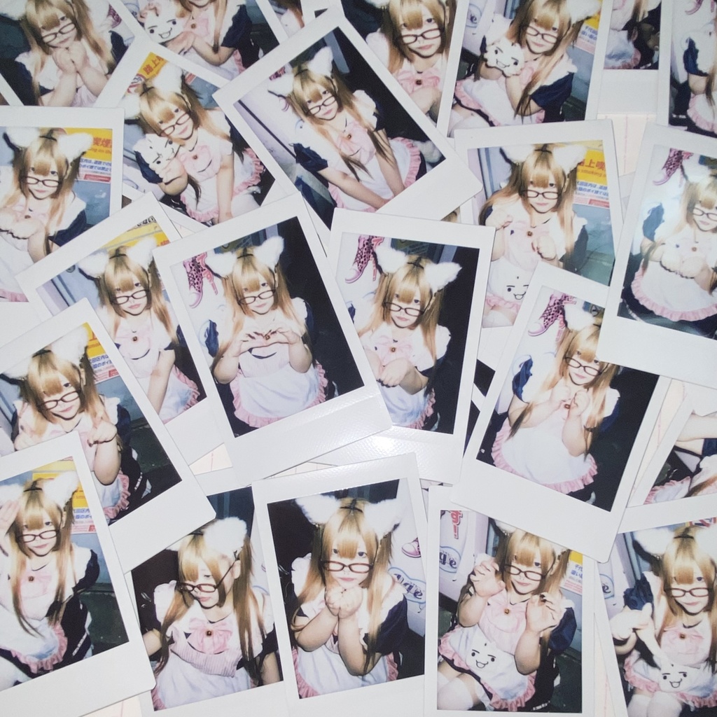 メイド服チェキ2枚セット