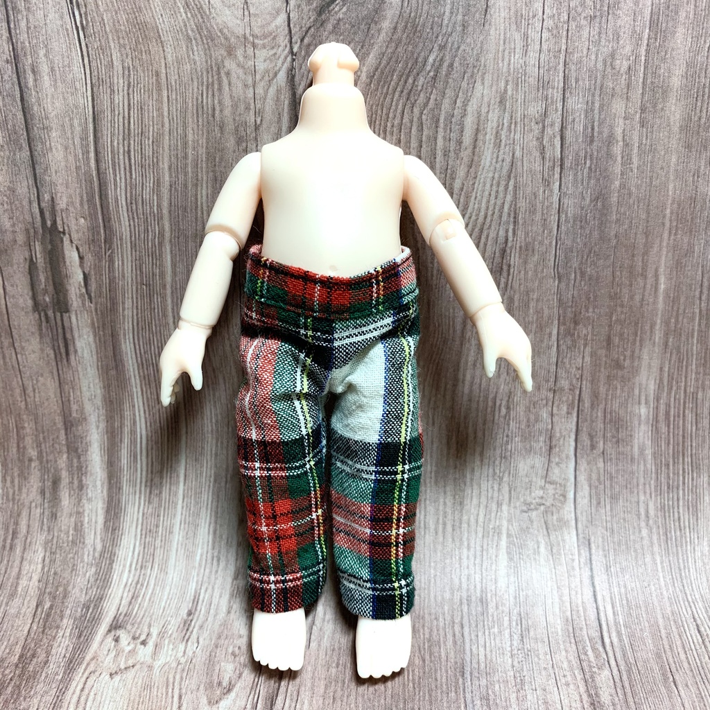 チェックズボン