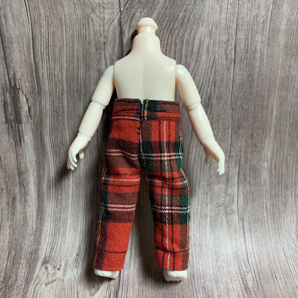 チェックズボン