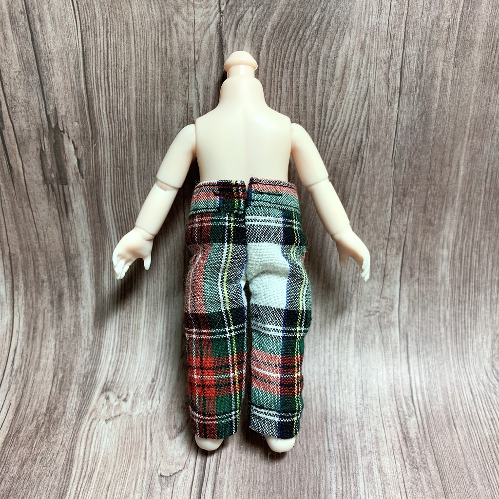 チェックズボン