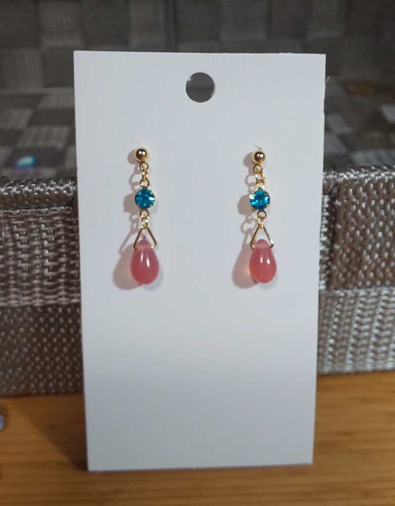 ピンク&ホワイト*チェコ&ストーンピアス
